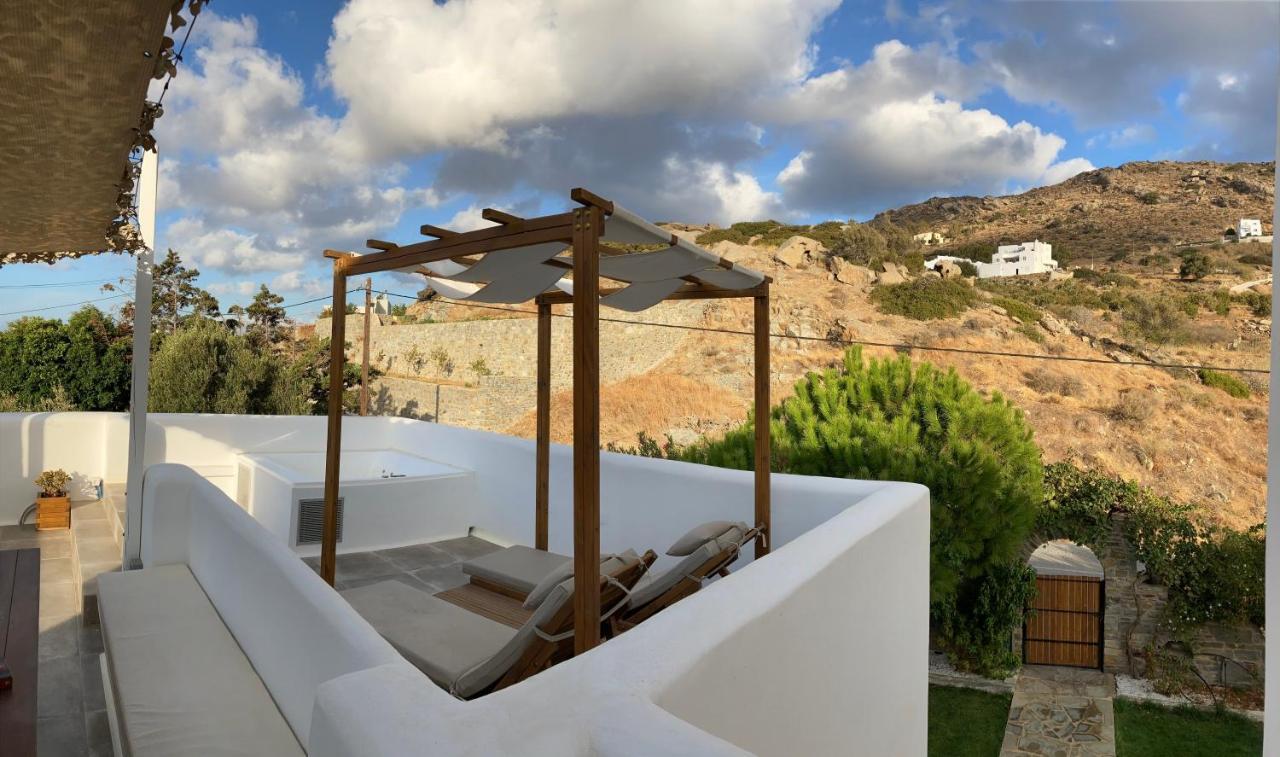 Ninemia Naxos Suites Agios Thaleleos Exterior photo